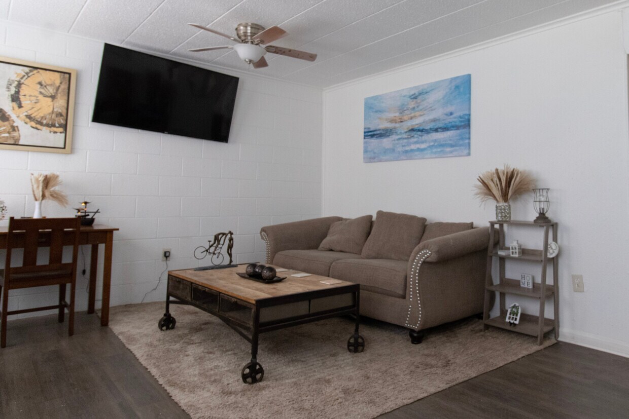 Village Place Apartments 1220 Adams Ave Odessa, TX