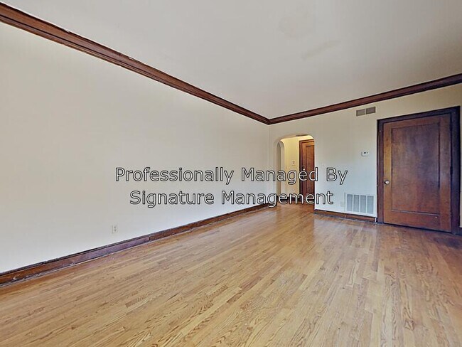 Building Photo - 2111 Eastern Pkwy