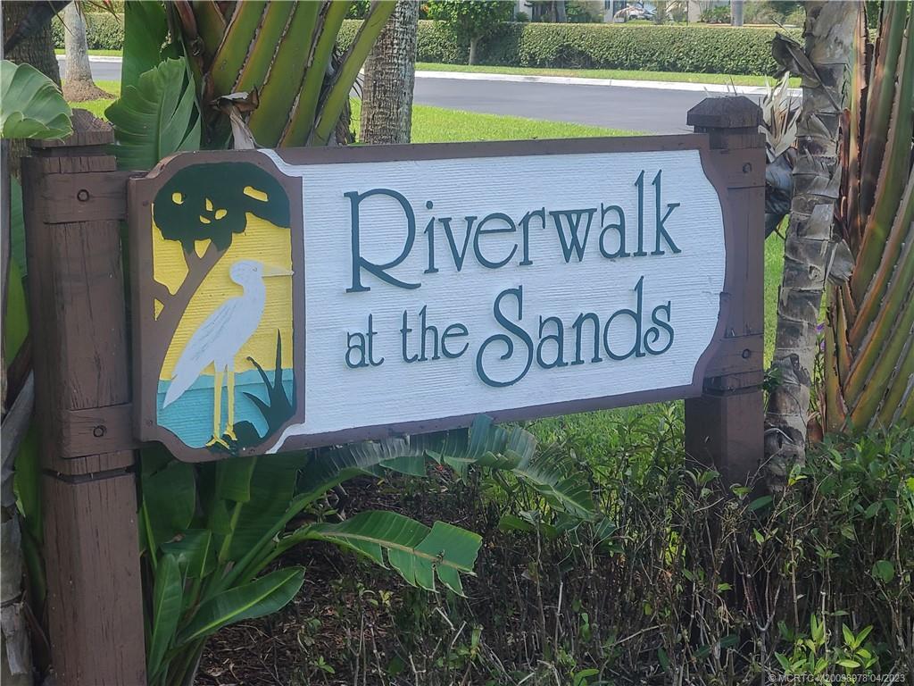 600 Indian River Dr Unit 15, Hutchinson Island, FL 34949 Condo for