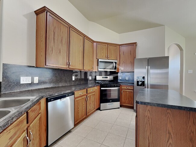 Foto del edificio - 5119 Westwood Pines Dr