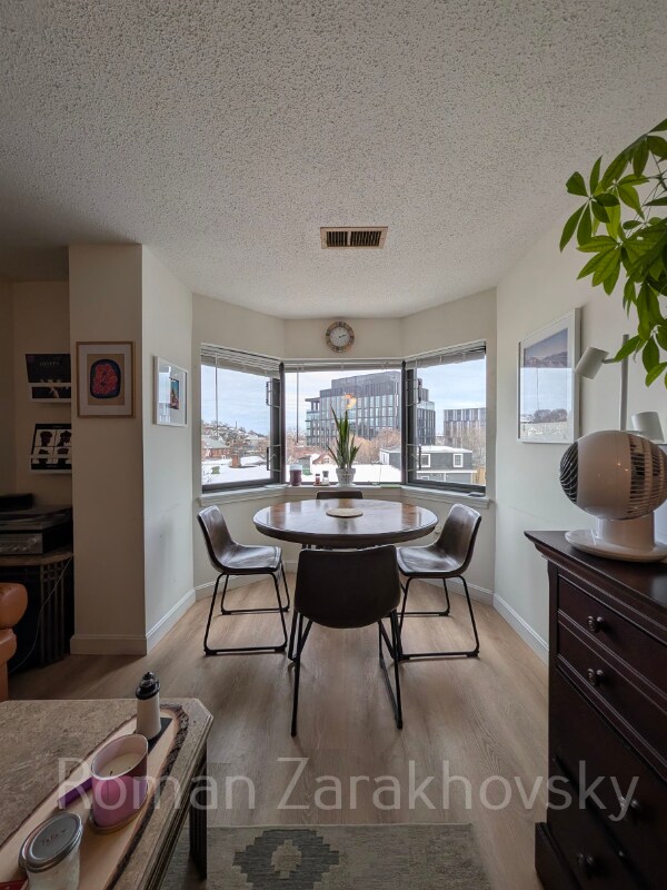 Foto del edificio - 25 Webster Ave