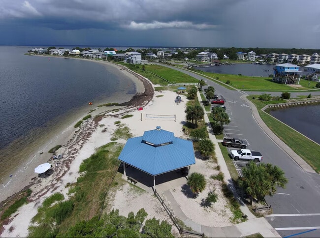 Building Photo - 36 Sea Breeze Dr