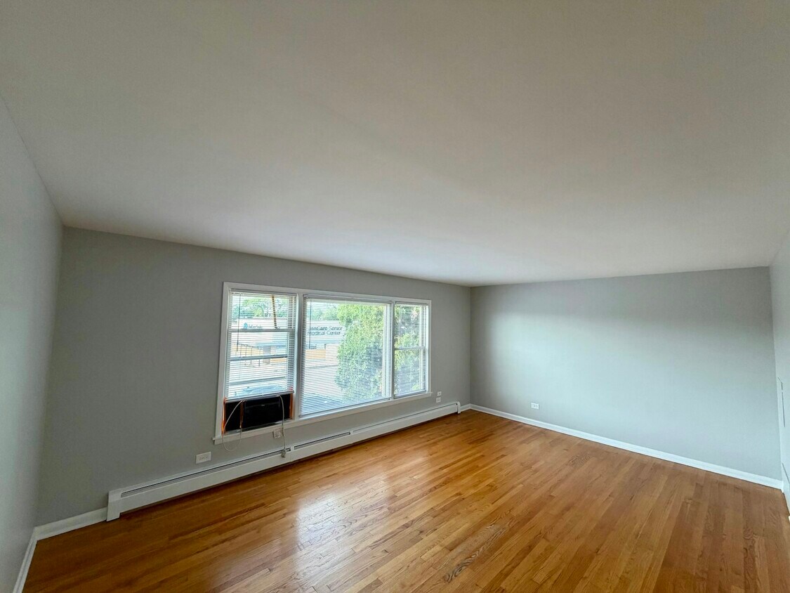 Foto del edificio - 2741 W 87th St