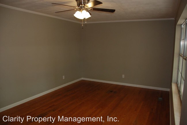 Foto del edificio - 3 br, 1.5 bath House - 809 SE Dockery Lane