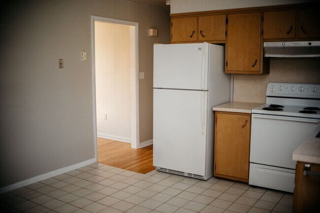 Building Photo - 1012 Pecks Rd