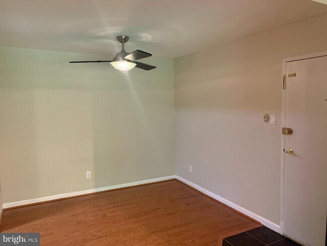 Foto del edificio - 11604 Vantage Hill Rd
