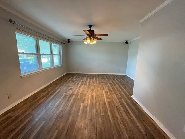Foto del edificio - 2208 Piedmont St
