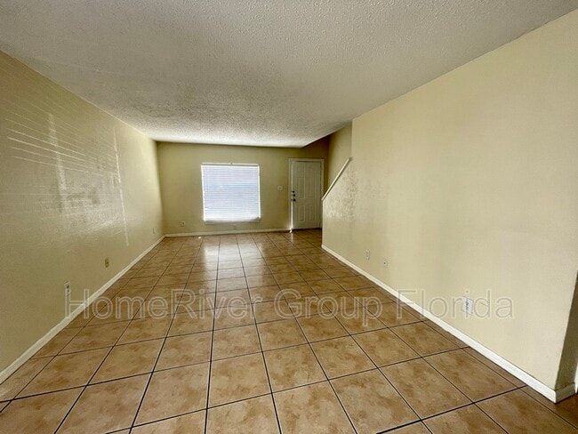 Building Photo - 8517 Lincoln Cove Dr