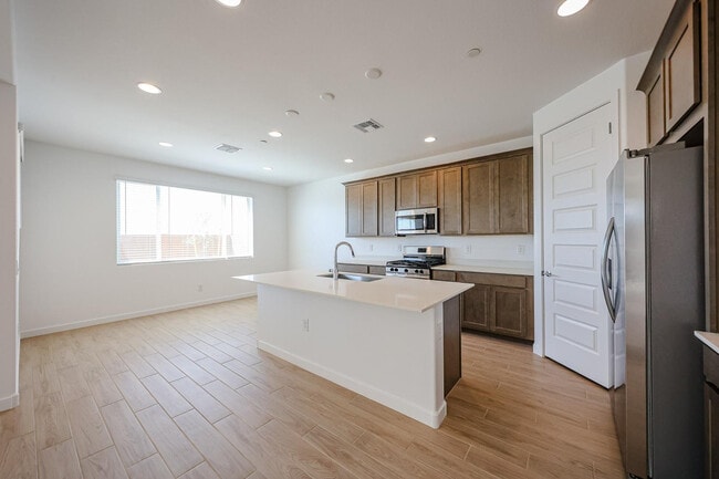 Foto del edificio - 12053 Calle de Pompas W