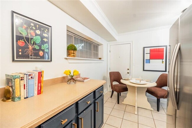 Foto del edificio - 1647 Briarcliff Rd NE