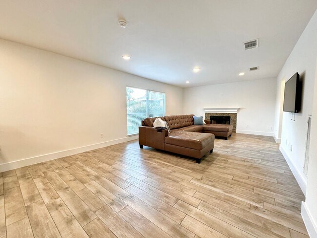 Foto del edificio - 1404 Laguna Cove