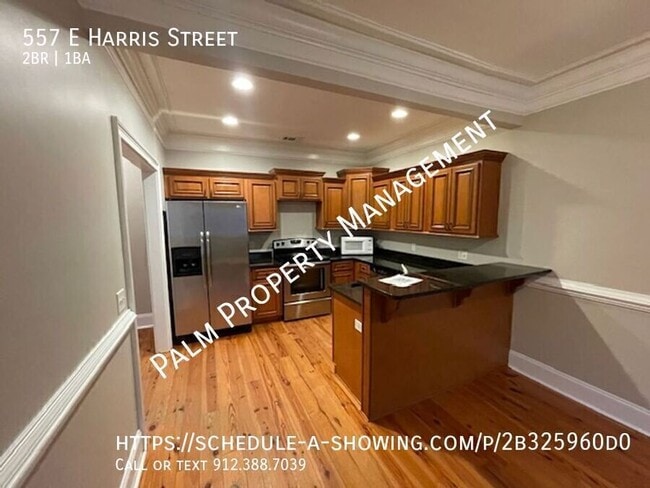 Building Photo - 557 E Harris St