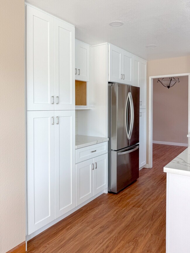 Remodeled kitchen - 1780 Crystal Ridge Way