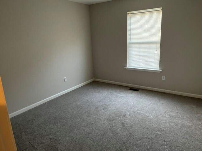 Foto del edificio - Centrally located Prince Frederick Home