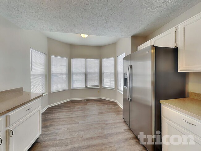 Building Photo - 6028 Hayford Ct
