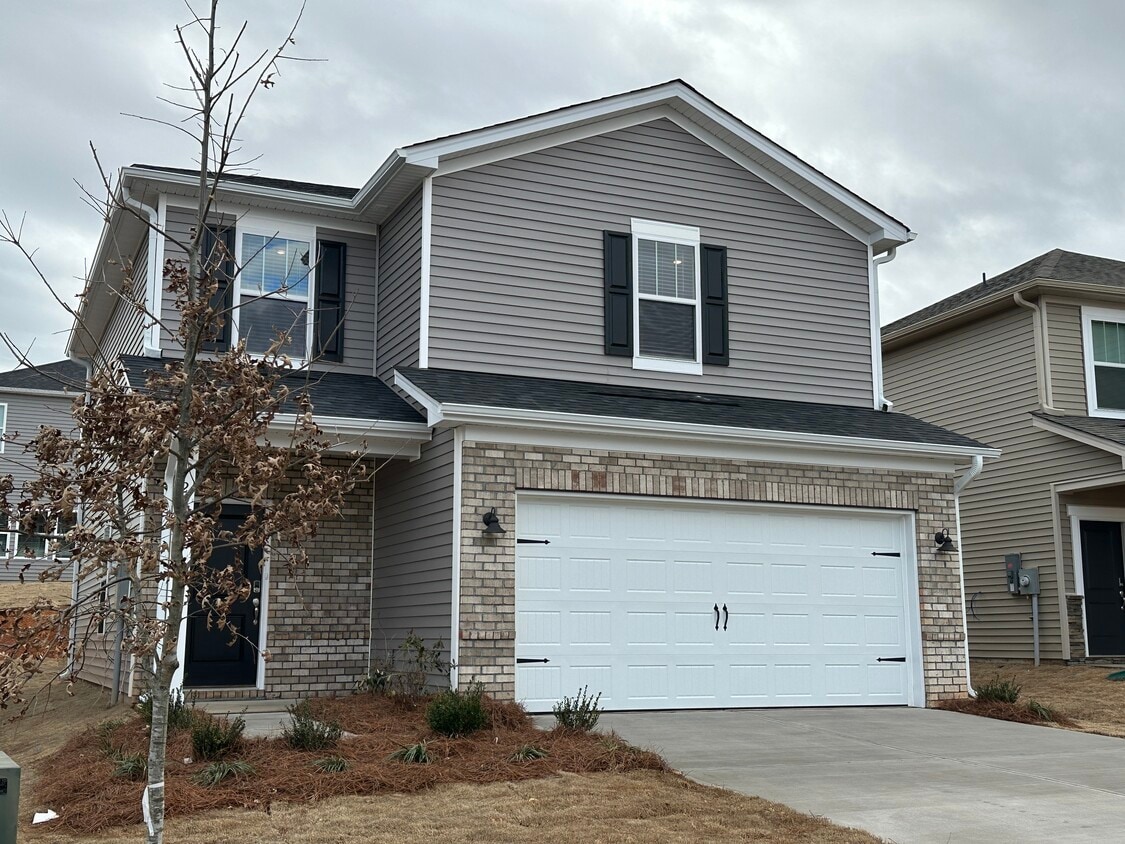 Primary Photo - 2117 Morgan Hills Dr