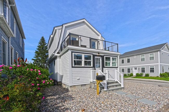 Building Photo - 33 Fairwood Ave