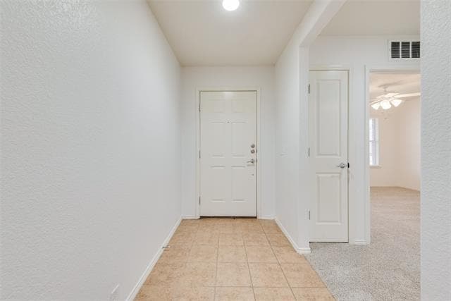 Building Photo - 10408 Jaybird Dr