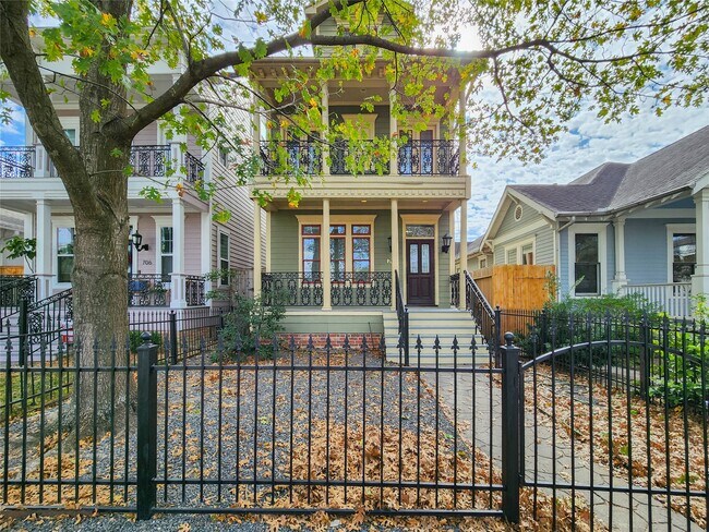 Foto del edificio - 704 E 9th St