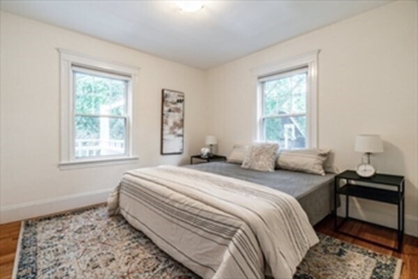 Building Photo - 109 Rockview St