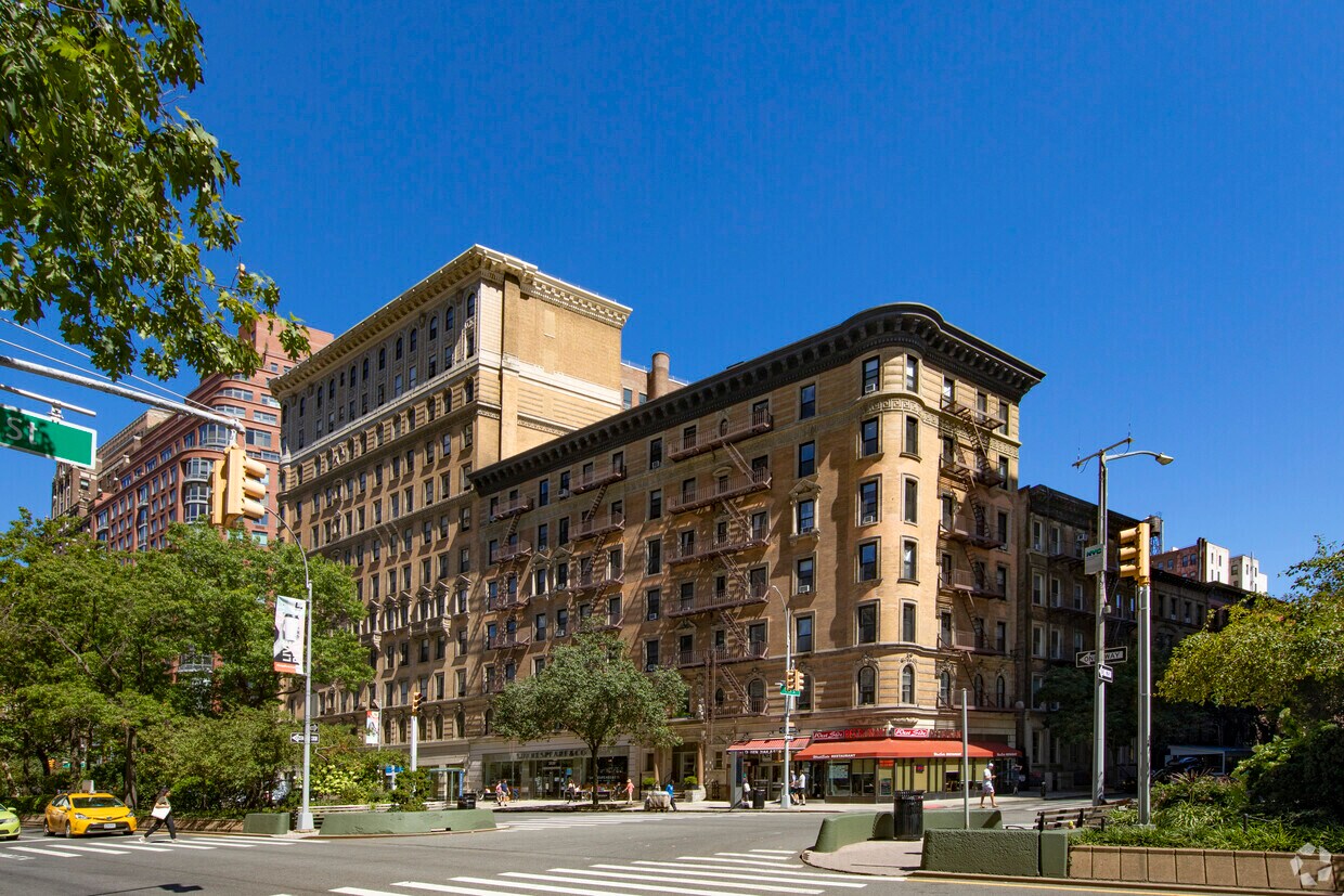 2020-2026 Broadway New York, NY 10023 - Seminole Hotel