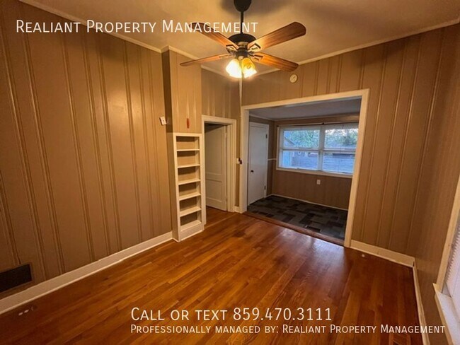 Foto del edificio - 104 S Walnut St