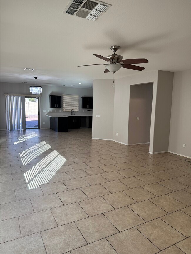 Building Photo - 8712 W Hammond Ln