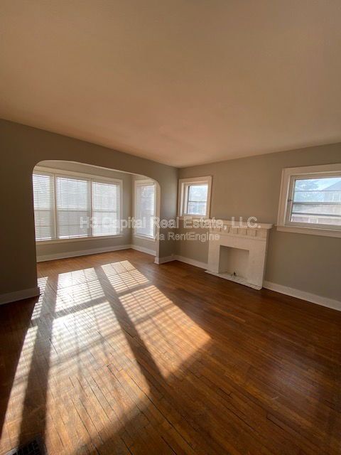 Foto del edificio - 2449 Cleveland Blvd