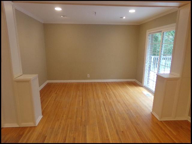 Building Photo - 4404 Greenway Dr