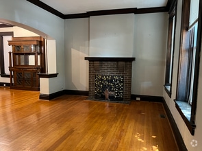 Building Photo - 3453 Hartford St