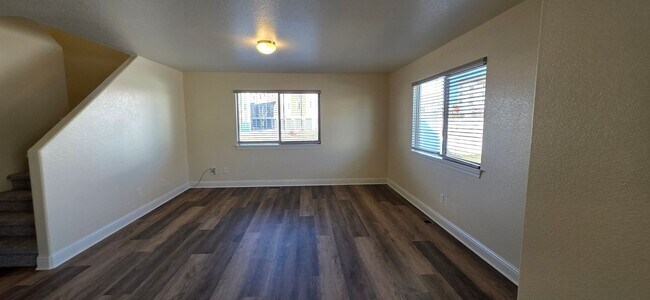 Foto del edificio - 4041 Raindancer Trail