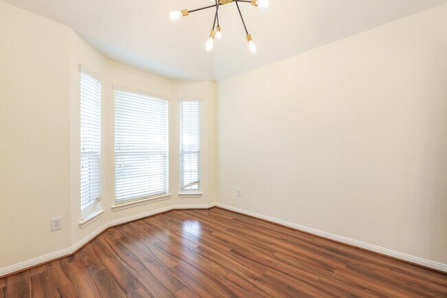 Foto del edificio - 11123 Overland Trail Dr