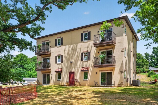 Building Photo - Apartment for Rent