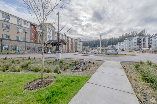 Building Photo - Fieldstone on Clear Creek