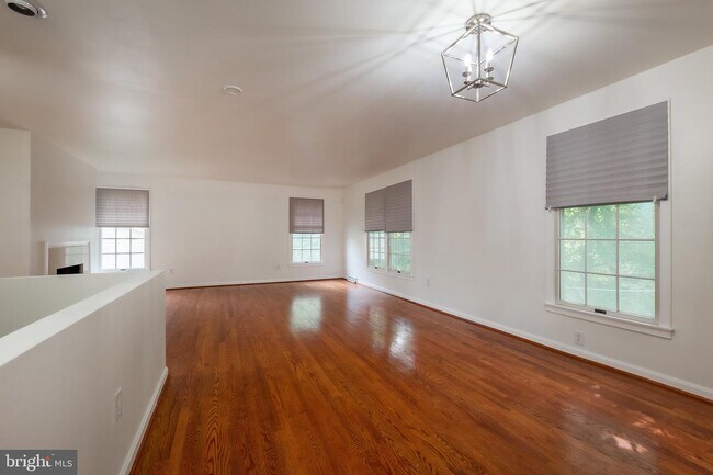Foto del edificio - 13403 Reid Cir