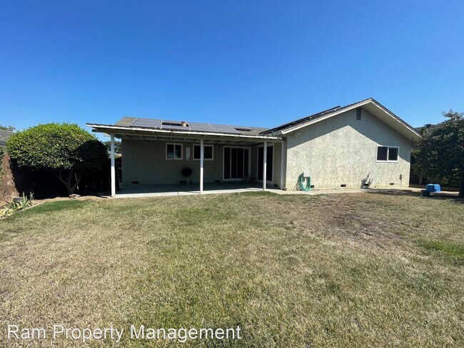 Foto del edificio - 3 br, 2 bath House - 1301 Gloria Dr
