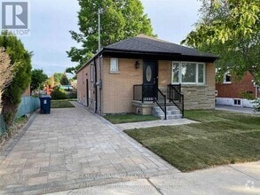 Building Photo - 31 Flintridge Rd
