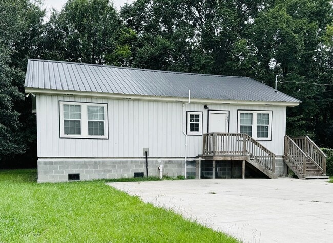 Photo - 1219 N 44th Street House