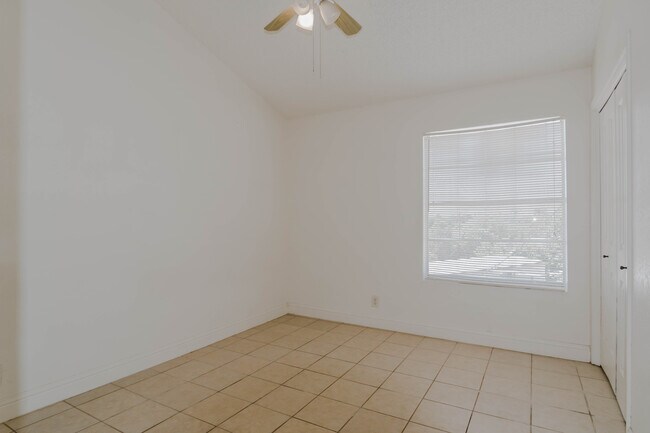 Foto del edificio - 924 Williams St