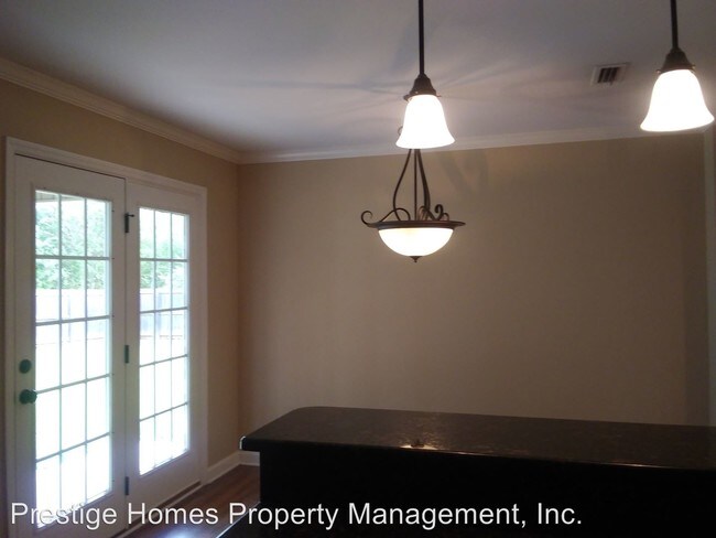 Foto del edificio - 3 br, 2 bath House - 303 Heath Street