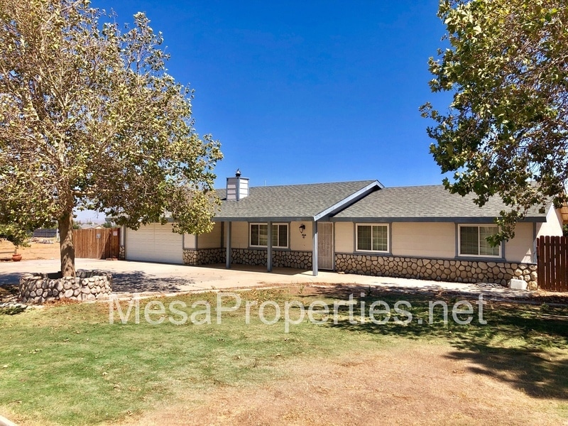 11819 6th Ave, Hesperia, CA 92345 House Rental in Hesperia, CA