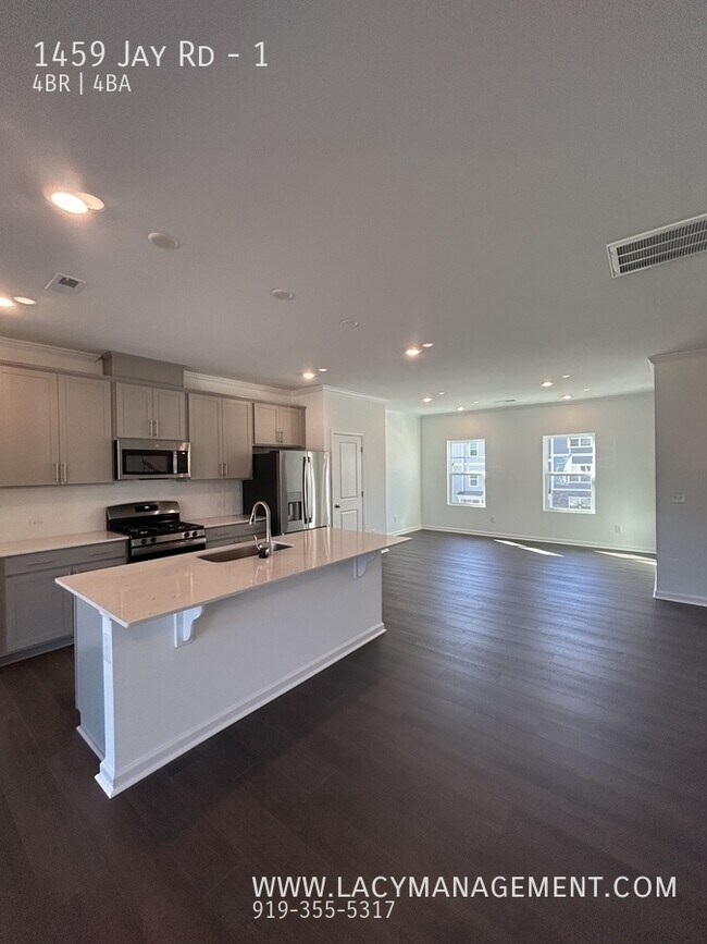 Foto del edificio - 1459 Jay Rd