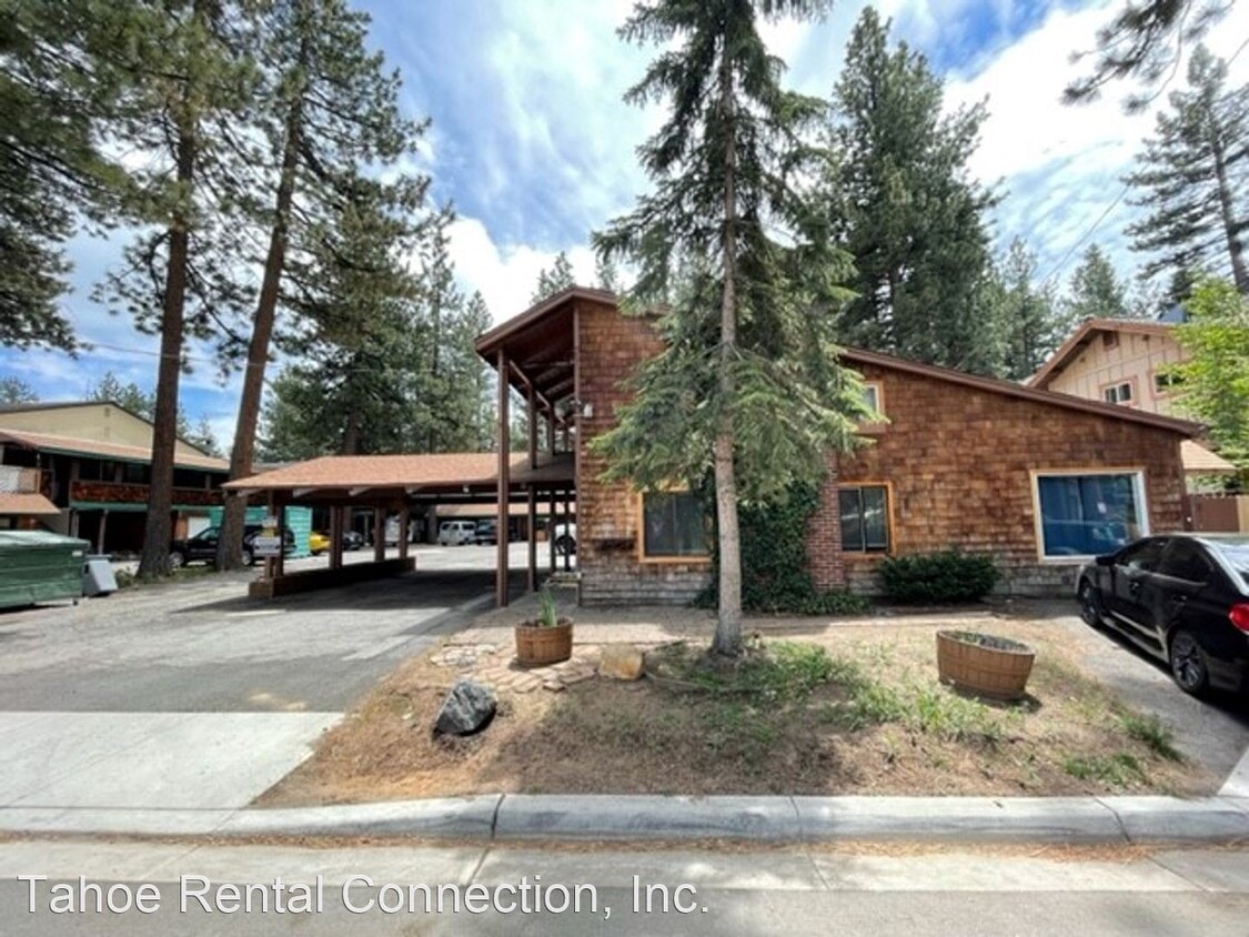 Primary Photo - Studio, 1 bath House - 966 Modesto Unit #45