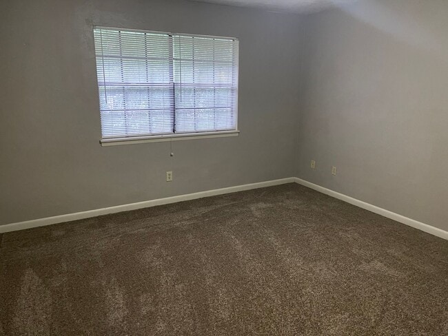 Foto del edificio - 2519 Old Bainbridge Rd