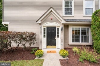 Building Photo - 1408 Black Walnut Dr