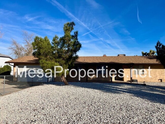 Building Photo - 10227 Balsam Ave