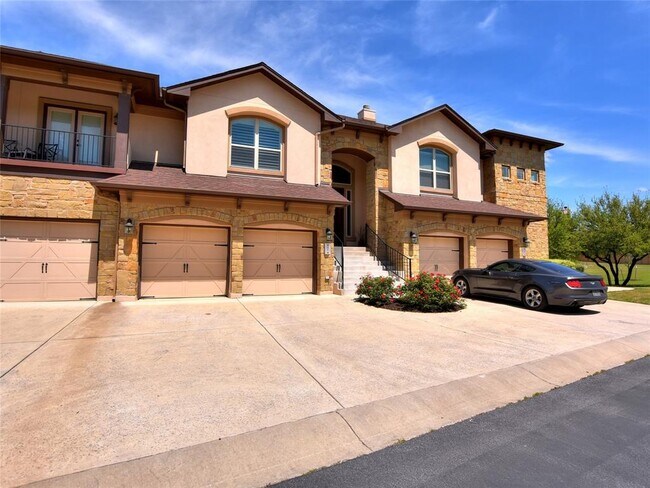 Building Photo - 411 Bellagio Dr