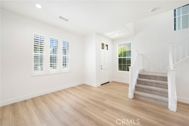 Building Photo - 175 Kingswood