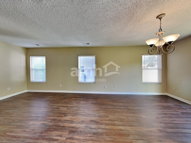 Building Photo - 3669 Marshlane Way