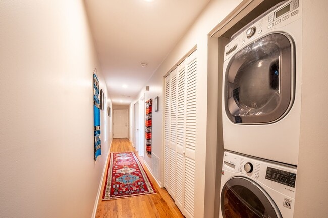 Foto del edificio - 1111 N Honore St